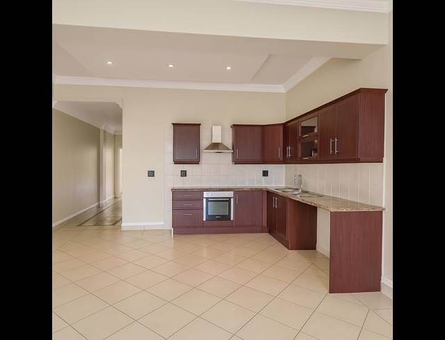 2 BEDROOM PROPERTY TO RENT IN UMHLANGA RIDGE
